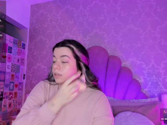 Live sex webcam photo for SusanRomero #278179680