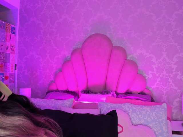 Live sex webcam photo for SusanRomero #289992901