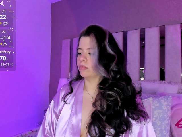 Live sex webcam photo for SusanRomero #290145008