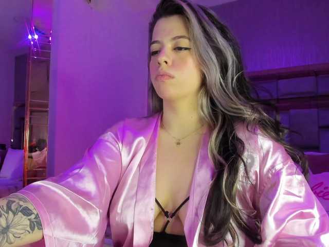 Live sex webcam photo for SusanRomero #290362469