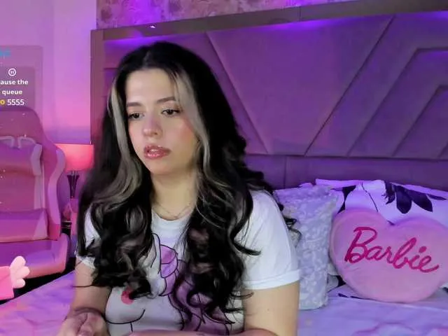 Live sex webcam photo for SusanRomero #290628664