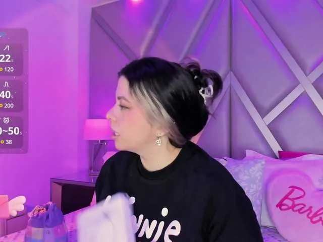 Live sex webcam photo for SusanRomero #290792064