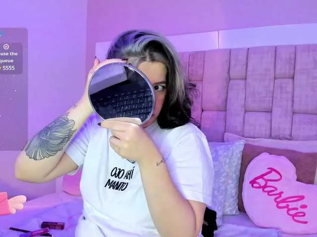 Live sex webcam photo for SusanRomero #290875824