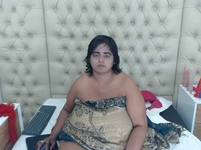 Live sex webcam photo for SusanaEshwar #274324900