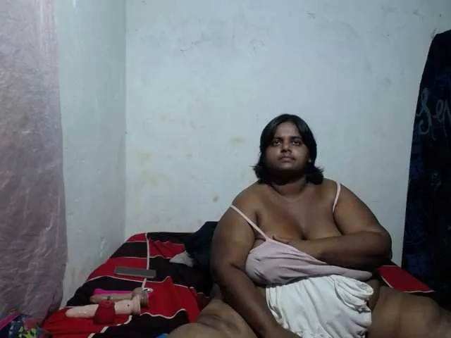 Live sex webcam photo for SusanaEshwar #291108395