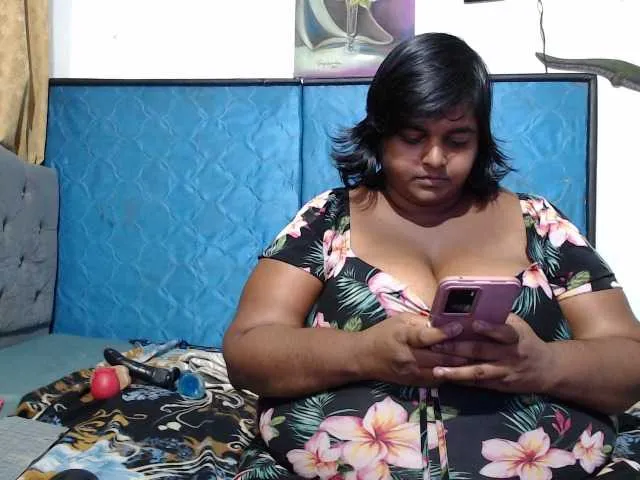 Live sex webcam photo for SusanaEshwar #291310259
