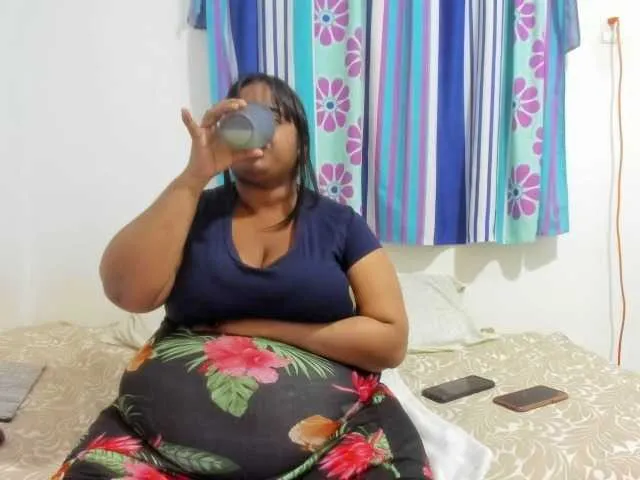 Live sex webcam photo for SusanaEshwar #293833169
