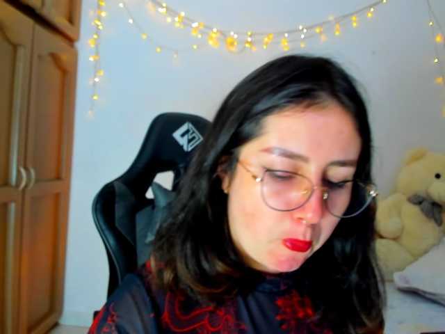 Live sex webcam photo for Susanfox23 #290384025