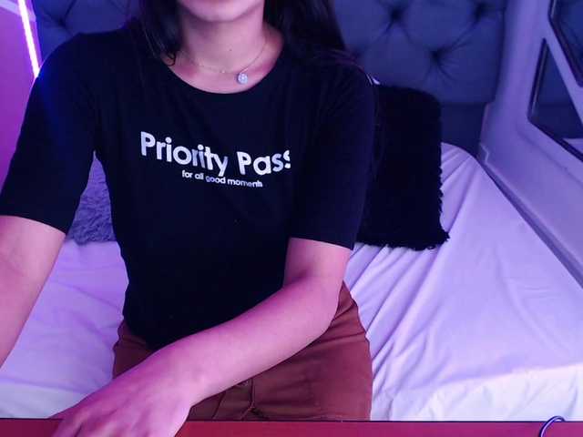 Live sex webcam photo for SusansCoral #272680837