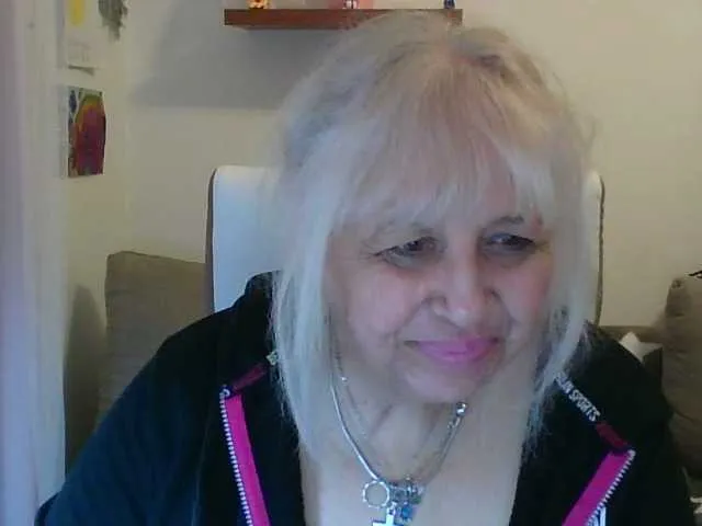 Live sex webcam photo for SusiLife #290797995