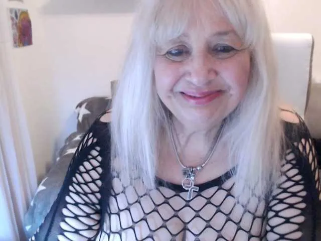 Live sex webcam photo for SusiLife #291010773