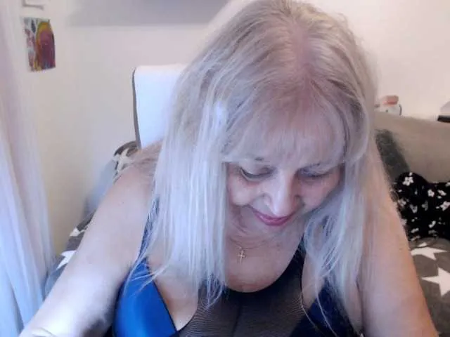 Live sex webcam photo for SusiLife #291235532
