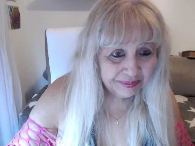 Live sex webcam photo for SusiLife #291753685