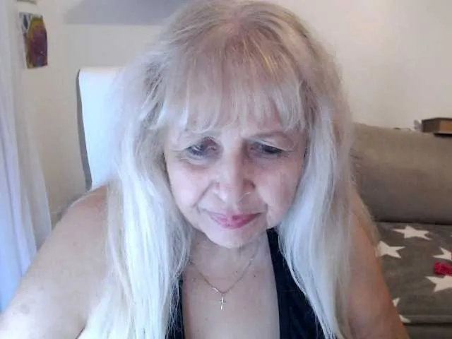 Live sex webcam photo for SusiLife #291755506