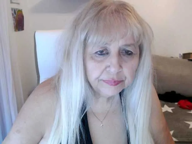 Live sex webcam photo for SusiLife #291762857