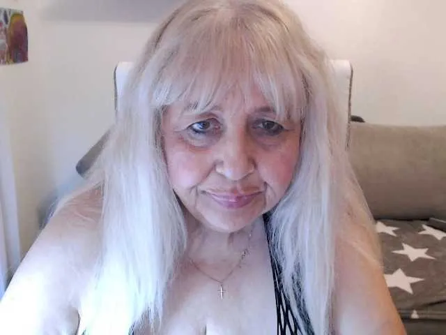 Live sex webcam photo for SusiLife #291863410