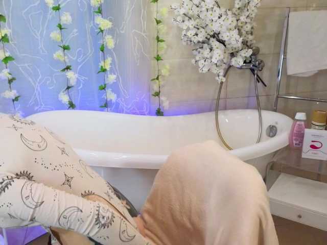 Live sex webcam photo for SusieMorris #290913992