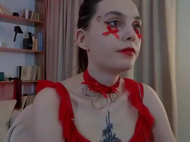 Live sex webcam photo for SusieMorris #290957372