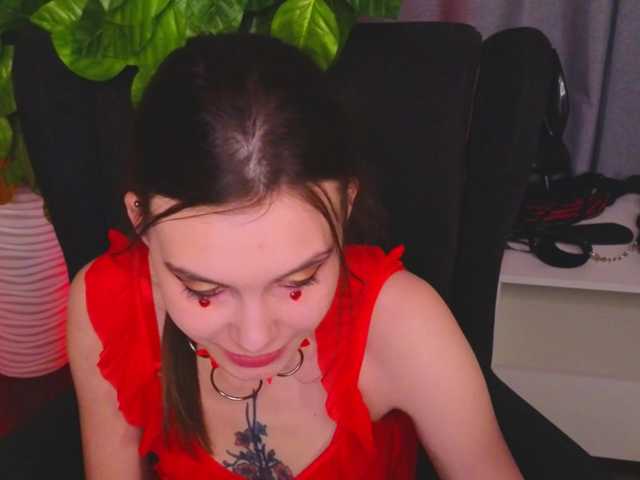 Live sex webcam photo for SusieMorris #291014761