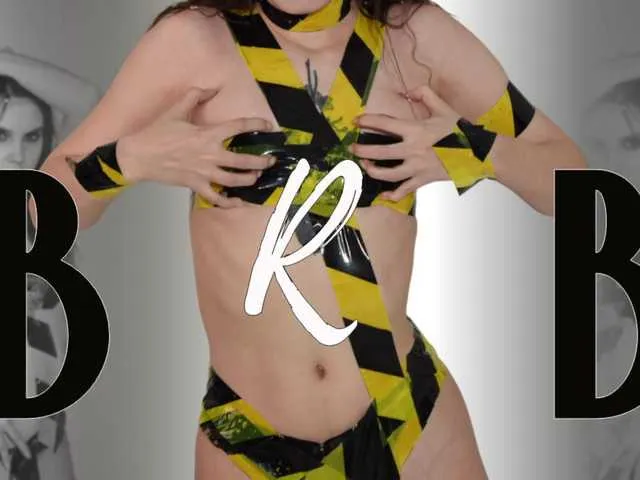 Live sex webcam photo for SusieMorris #291190500