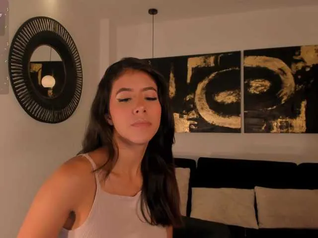 Live sex webcam photo for SussanElliot #291111861