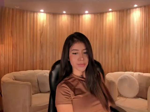 Live sex webcam photo for SussanElliot #291671029