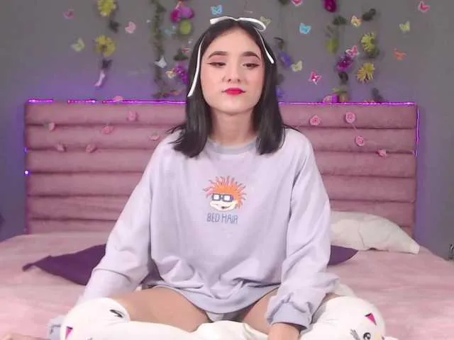 Live sex webcam photo for SussanQueen #272590541