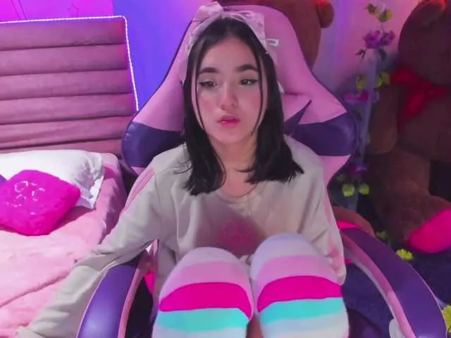 Live sex webcam photo for SussanQueen #273226043