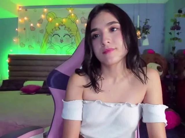 Live sex webcam photo for SussanQueen #273266038