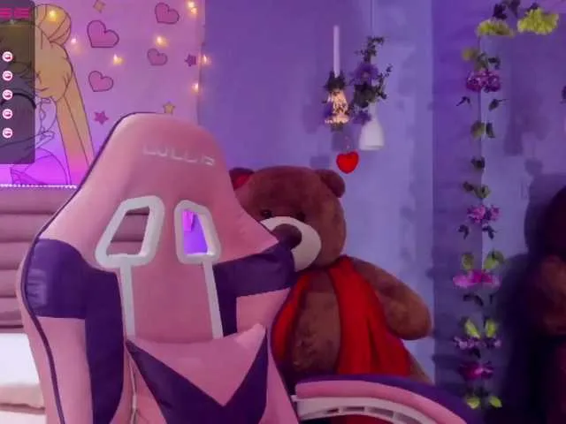 Live sex webcam photo for SussanQueen #273378387