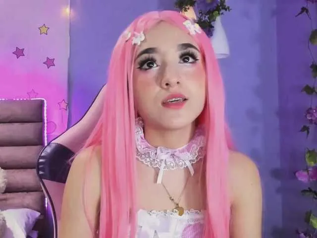 Live sex webcam photo for SussanQueen #273532161