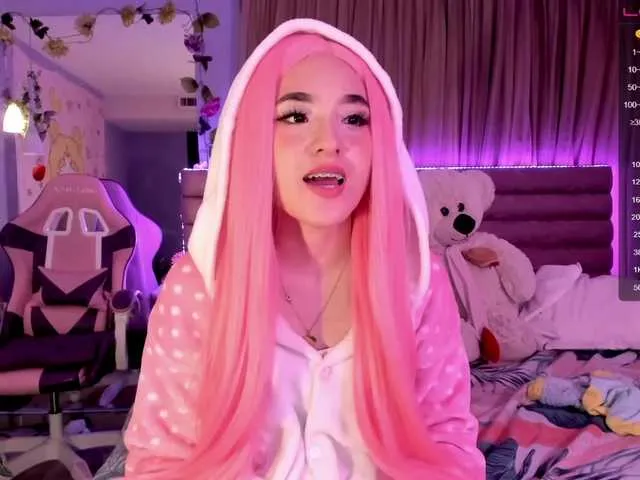 Live sex webcam photo for SussanQueen #273558389