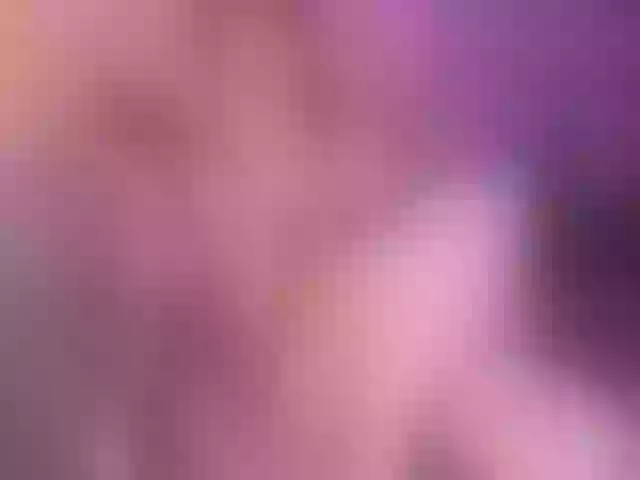 Live sex webcam photo for SussanQueen #273758710