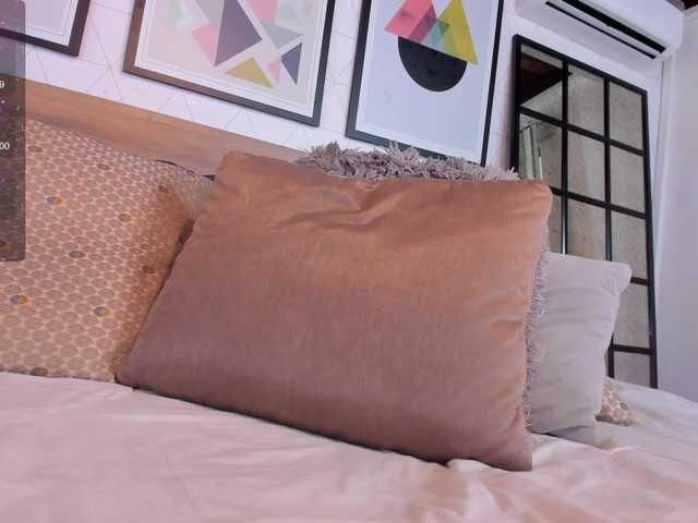 Live sex webcam photo for Sussanalee #278166444