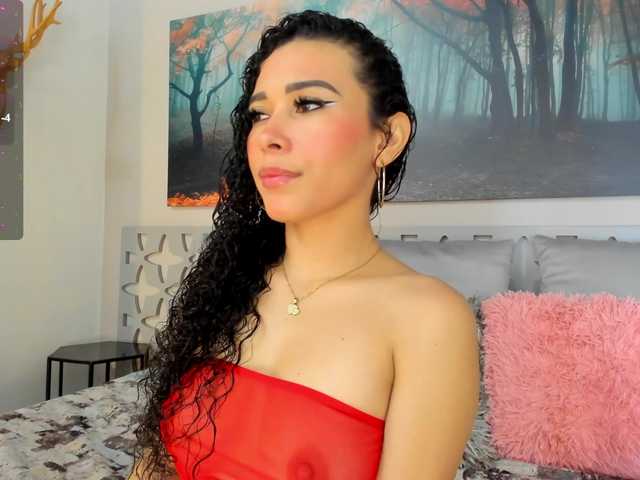 Live sex webcam photo for Sussanalee #278208867