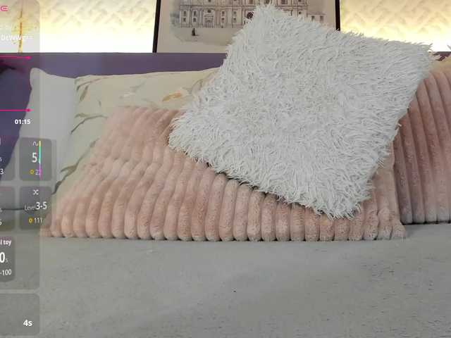 Live sex webcam photo for Sussanalee #291773717