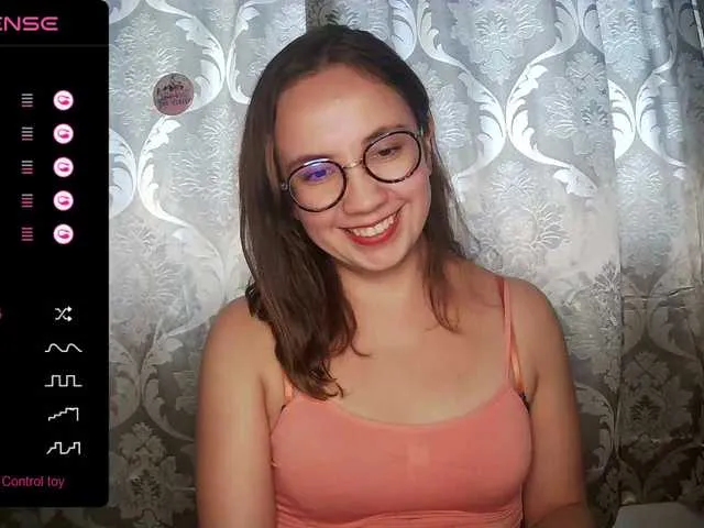 Live sex webcam photo for SusyliciouS #290341573