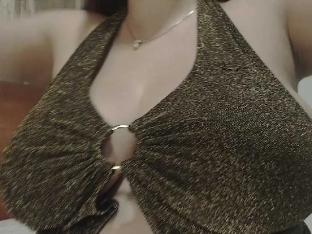 Live sex webcam photo for SuzyGamingFairy #291122805