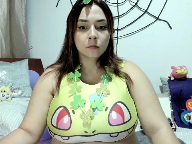 Live sex webcam photo for SuzyGamingFairy #292173056