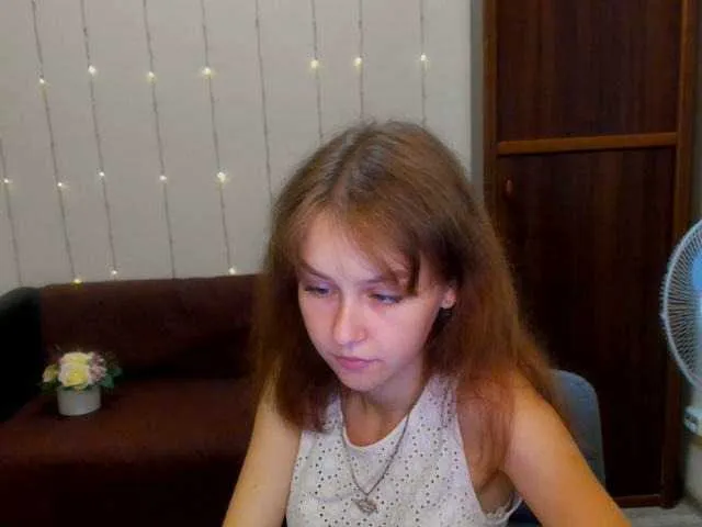 Live sex webcam photo for Suzydollj229 #274176062