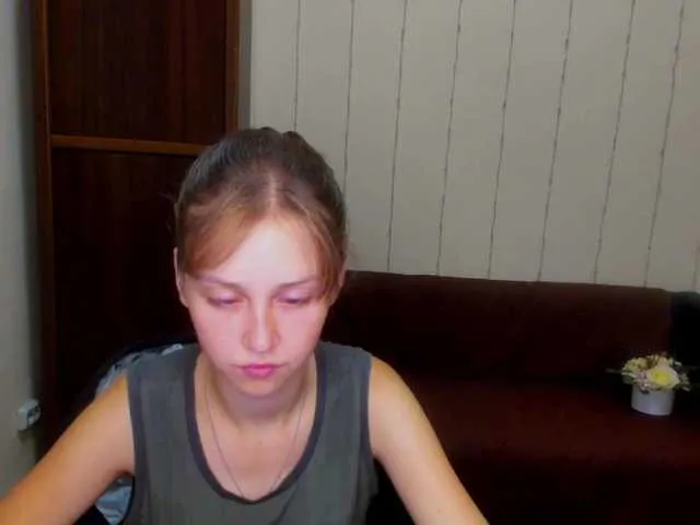 Live sex webcam photo for Suzydollj229 #274532545