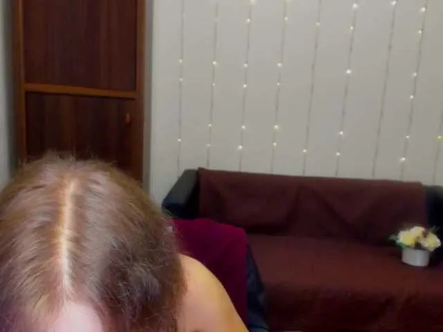 Live sex webcam photo for Suzydollj229 #275258358