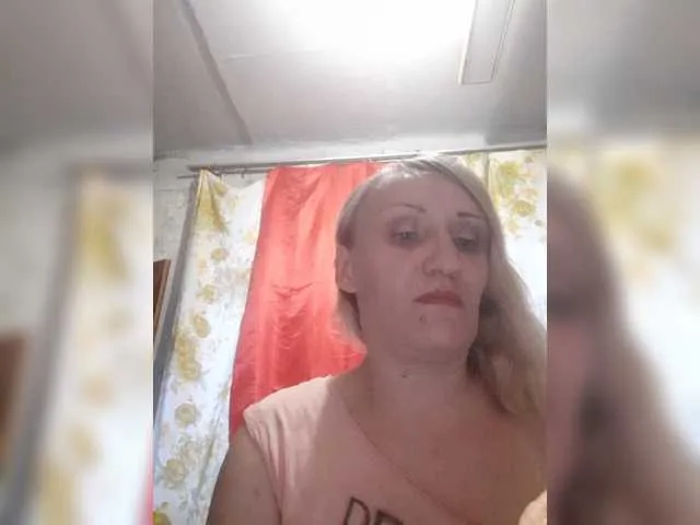 Live sex webcam photo for Svetar-a #278051402
