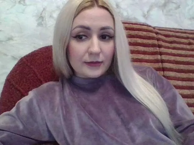 Live sex webcam photo for Sveto4ka22 #290527758