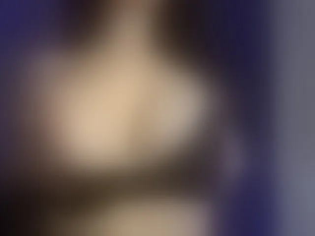 Live sex webcam photo for Swarowskaya #292418443