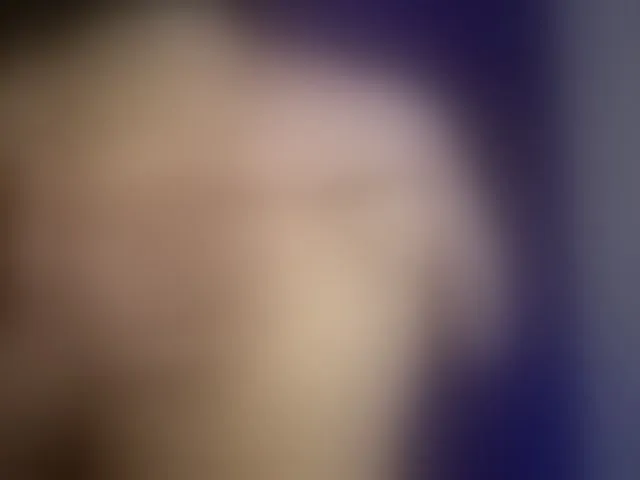 Live sex webcam photo for Swarowskaya #292596631