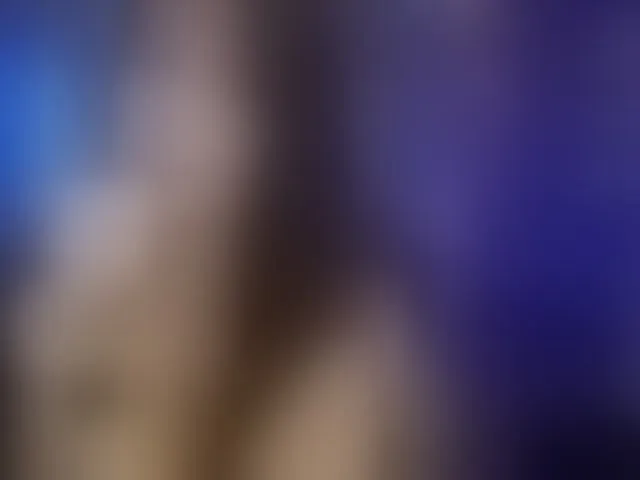 Live sex webcam photo for Swarowskaya #293249197