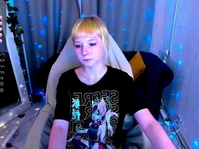 Live sex webcam photo for Sweeetchicken #282038828
