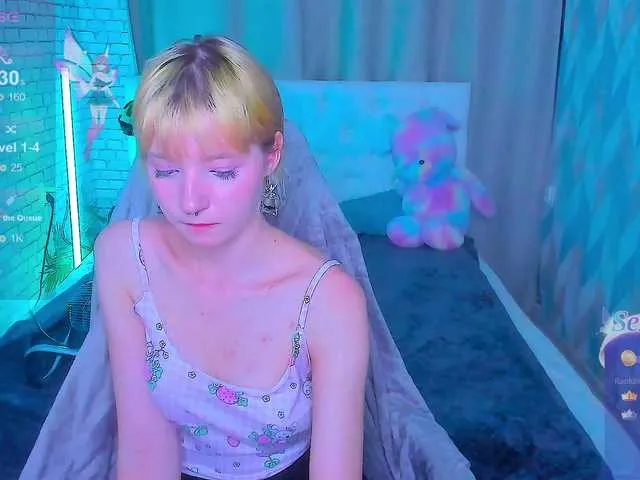 Live sex webcam photo for Sweeetchicken #289754581