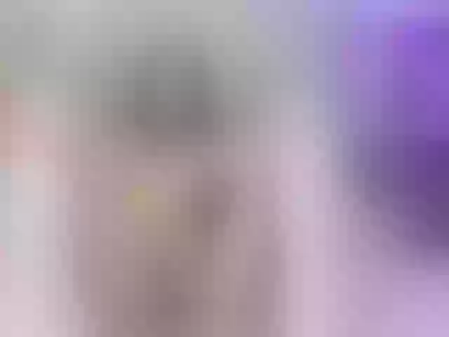 Live sex webcam photo for Sweeety-pie #291547626